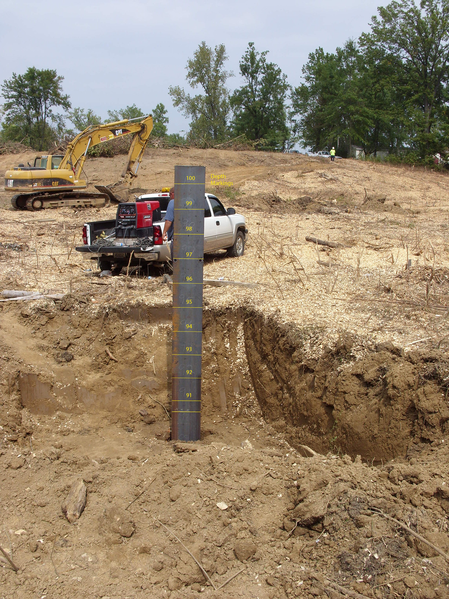 Figure 4 Pile depth marking (2) pile showing depth markings